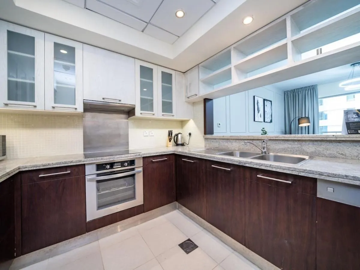 Downtown 1 Bed - Burj Khalifa Balcony View Apartment Dubai